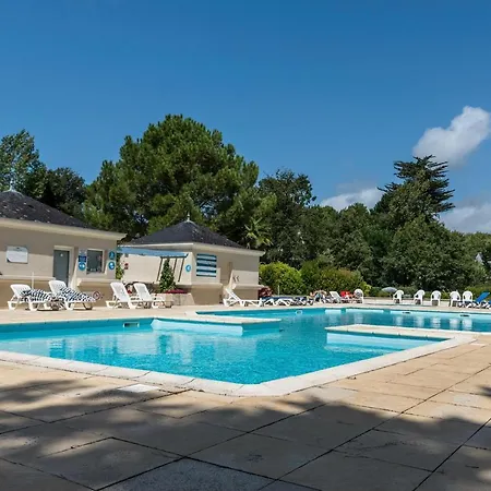 Le Bonheur : Piscines, Et Nature A Proximite شقة