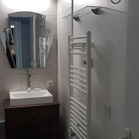 Le Bonheur : Piscines, Et Nature A Proximite *
